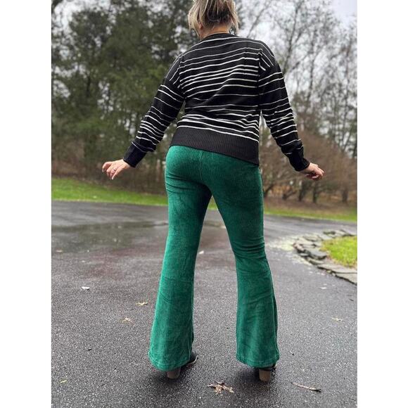 NWT LuLaRoe Kylie Pants 3xl Plus Size Green Ribbed Wide Leg Stretch - Picture 3 of 3